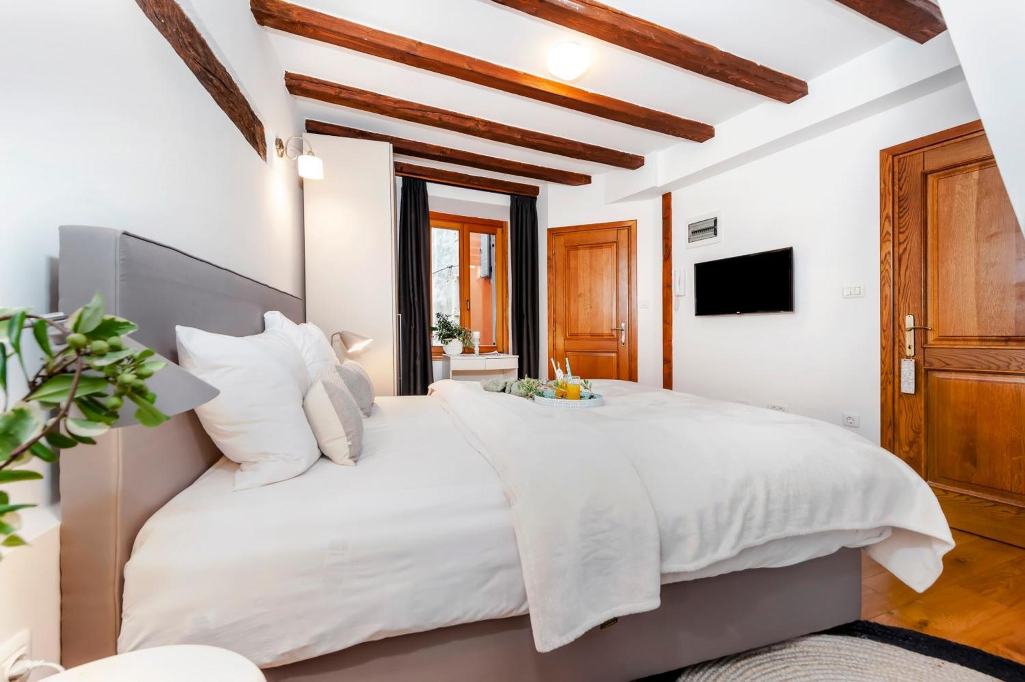 Noemi'S Rooms Ρόβινι Δωμάτιο φωτογραφία