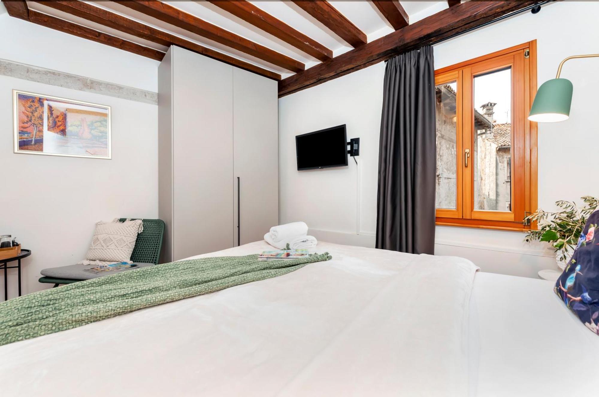 Noemi'S Rooms Ρόβινι Δωμάτιο φωτογραφία